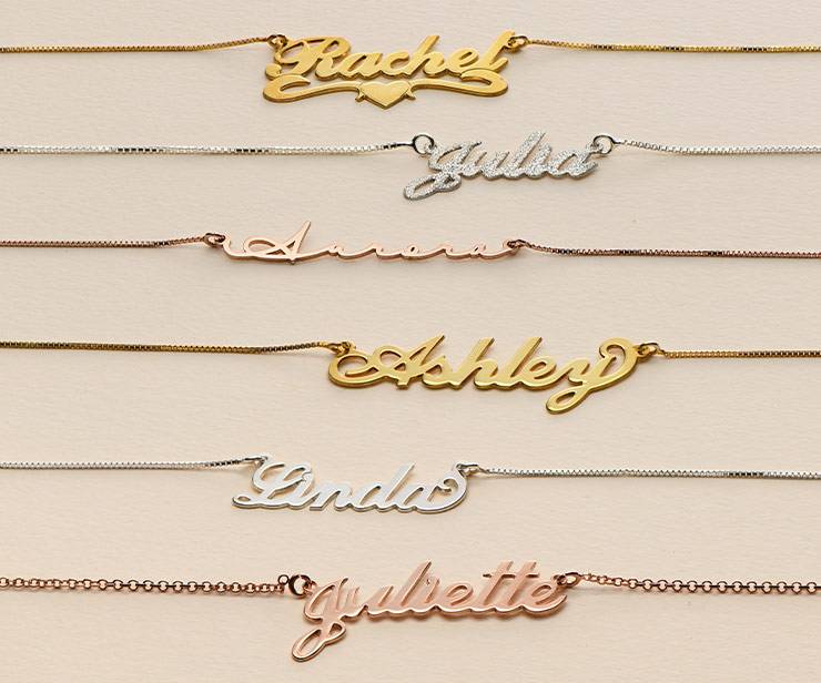 La tendencia de los collares con nombre La tendencia de los collares con nombre