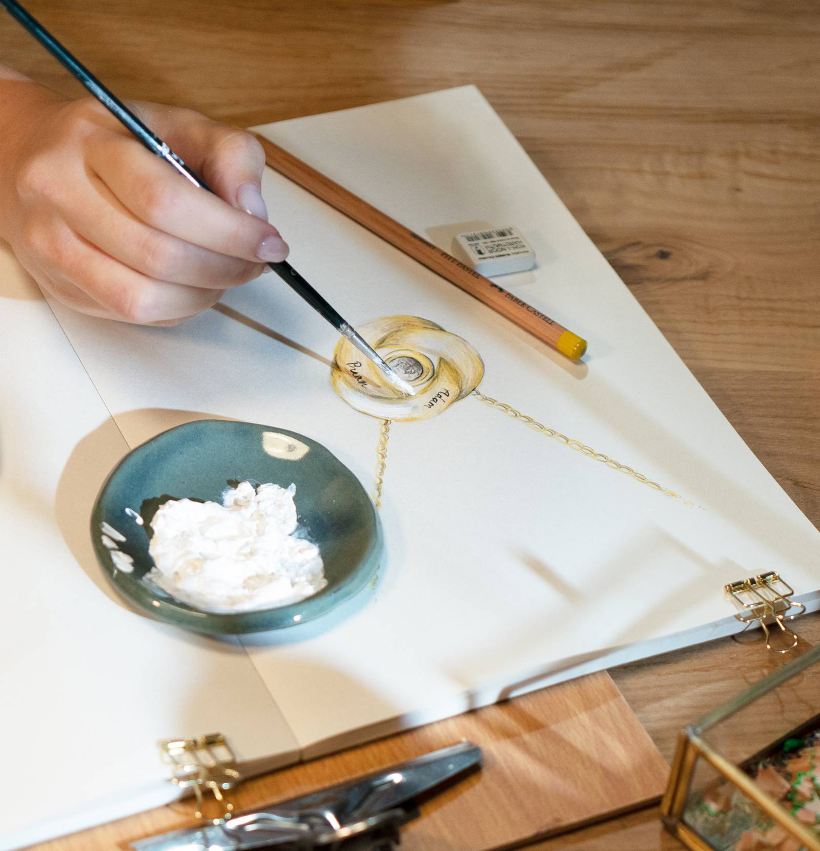 Diseño de collar de oro