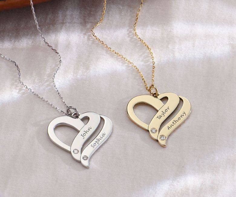 Collar 'Dos Corazones por Siempre Uno' con Diamantes en plata premium Collar 'Dos Corazones por Siempre Uno' con Diamantes en plata premium