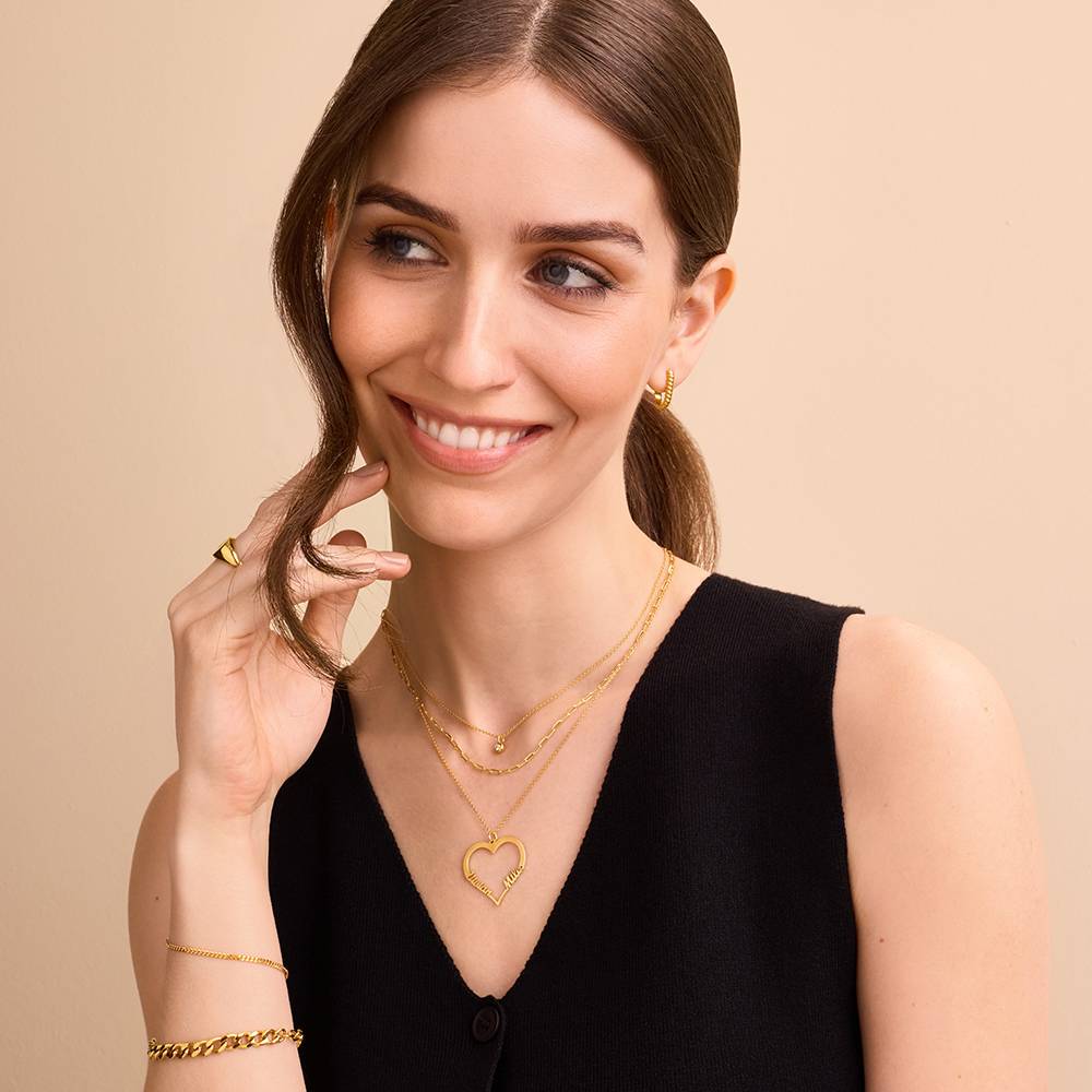 Collar de Contorno de Corazón con Dos Nombres en Vermeil de Oro-4 Collar de Contorno de Corazón con Dos Nombres en Vermeil de Oro-4 foto de producto