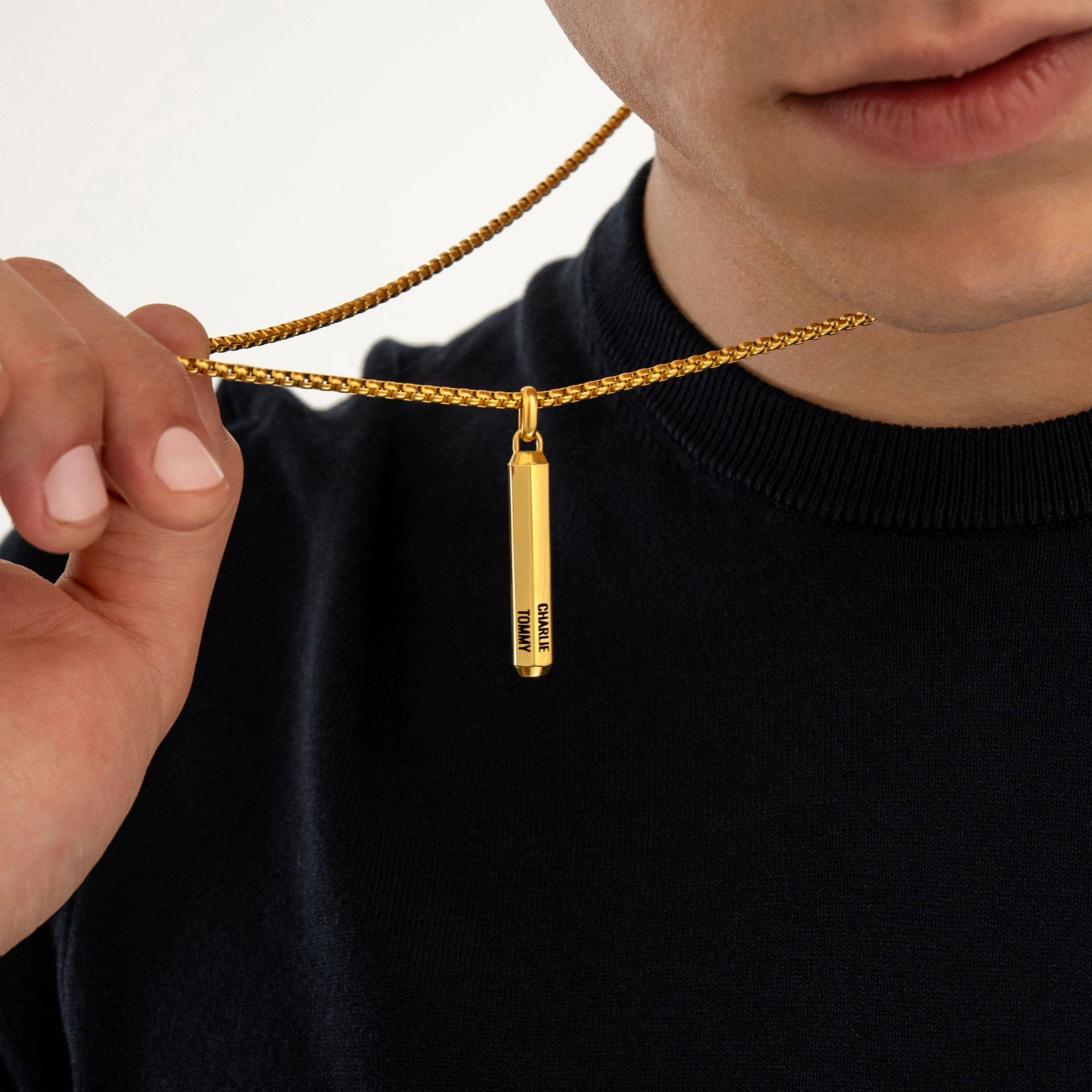 Collar Hexágono en 3D Personalizado para Hombre en Acero Inoxidable con PVD de Oro-4 foto de producto