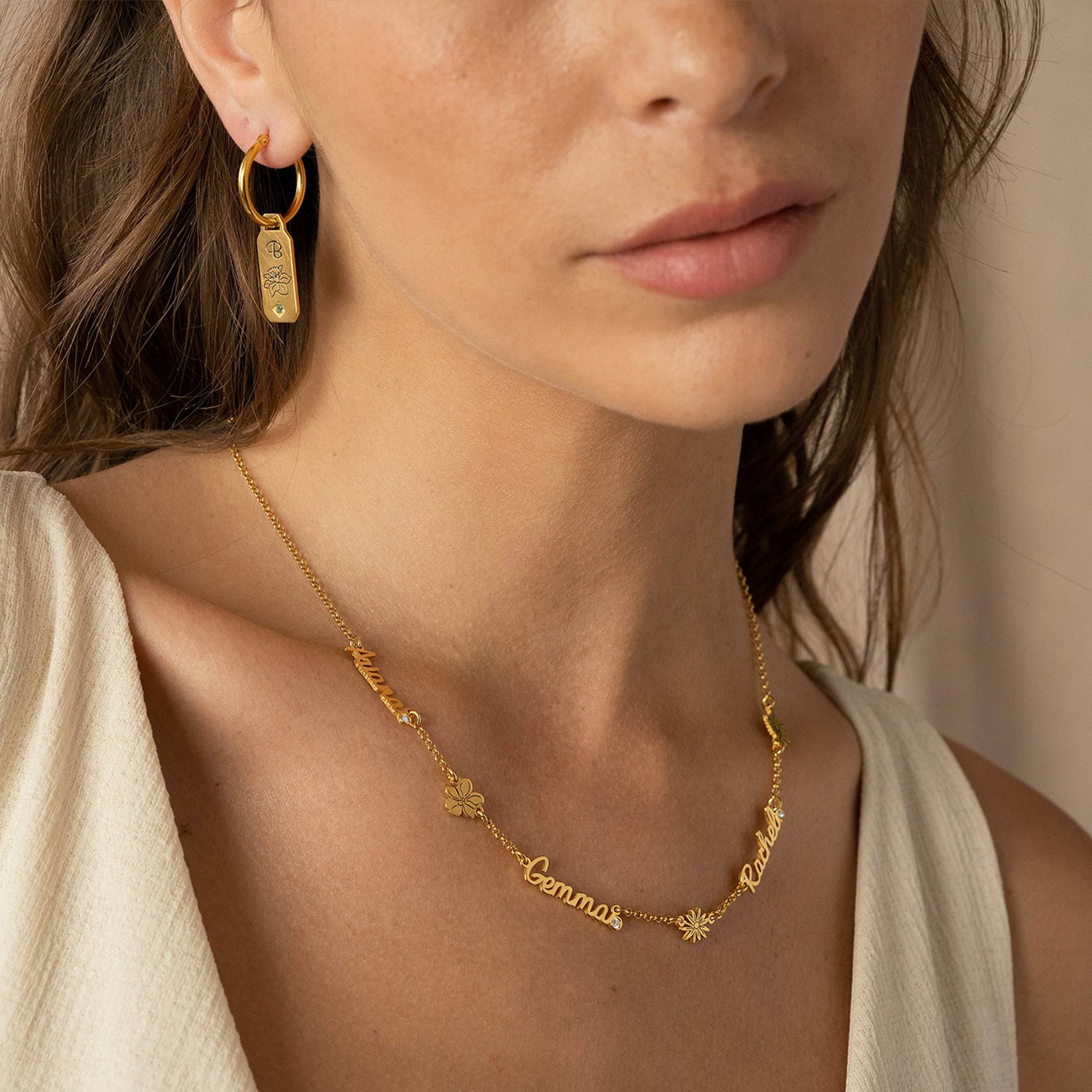 Collar con Nombres Múltiples de Flor de Nacimiento y Diamantes en Vermeil de Oro-1 Collar con Nombres Múltiples de Flor de Nacimiento y Diamantes en Vermeil de Oro-1 foto de producto