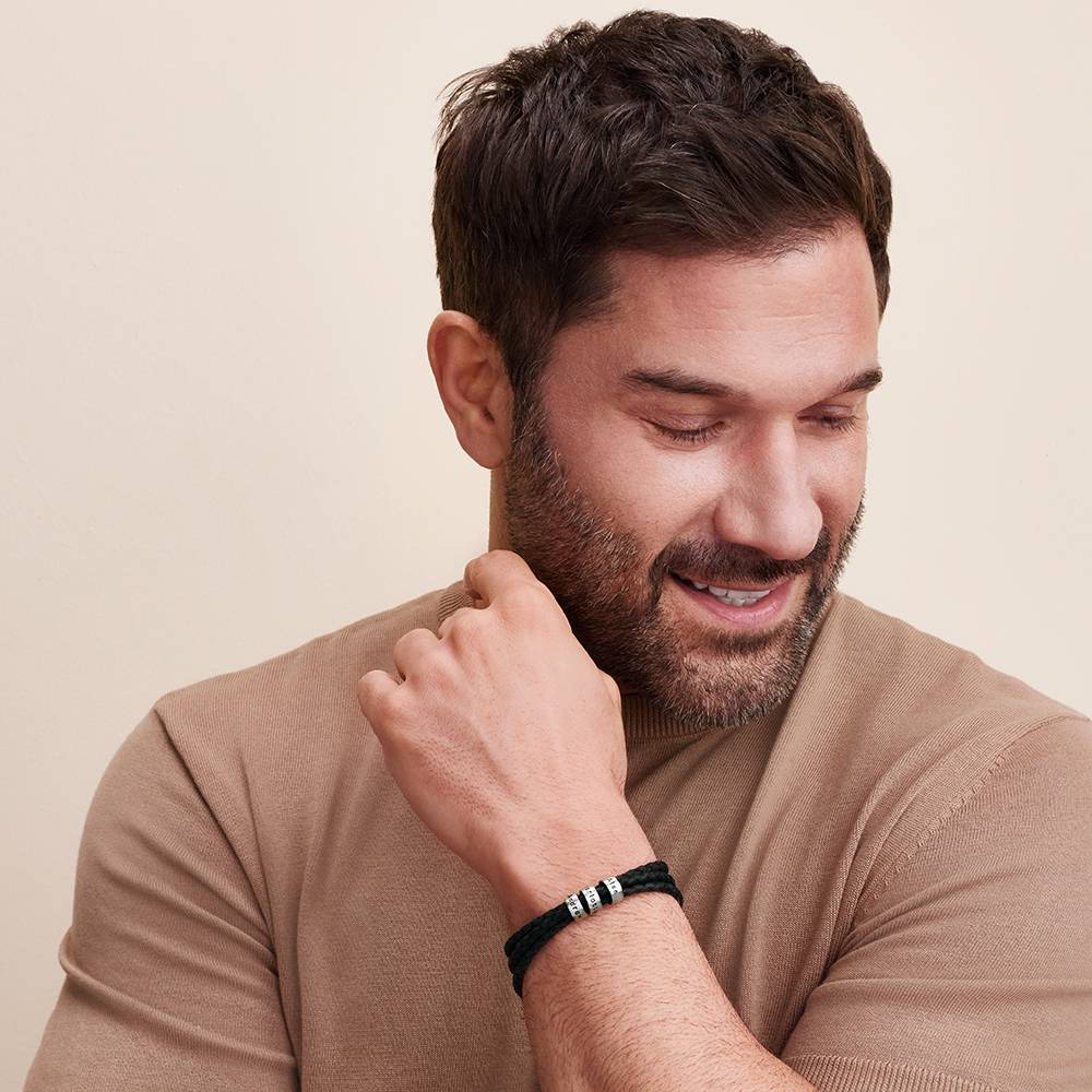 Pulsera de Cuero Negro Trenzado Navigator con Cuentas Grabadas en Plata-3 foto de producto