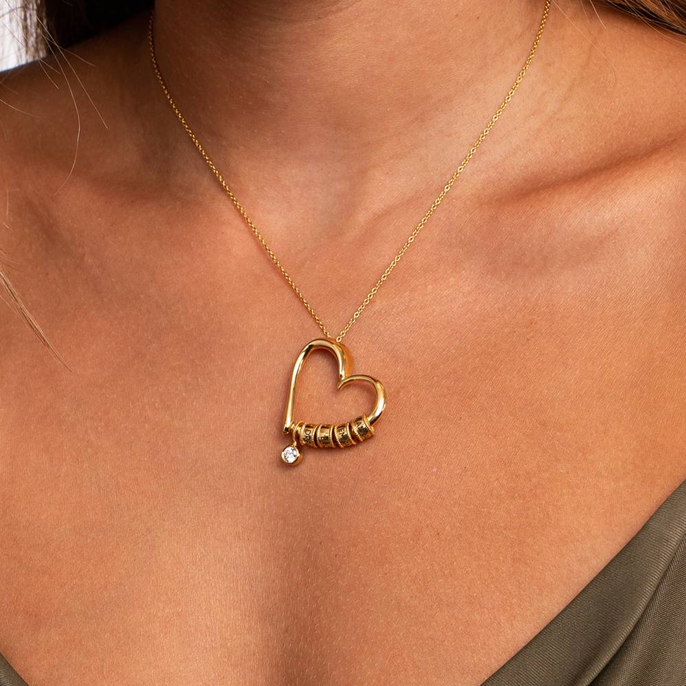 Collar Corazón Encantador con Cuentas Grabadas y Diamante de 0.1ct en Baño de Oro-4 foto de producto
