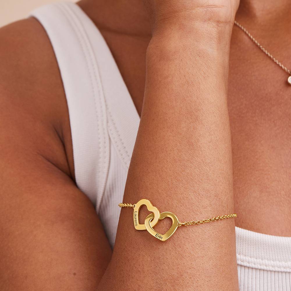 Pulsera Corazones Entrelazados Estilo Claire con Diamantes en Oro Amarillo 10K-3 Pulsera Corazones Entrelazados Estilo Claire con Diamantes en Oro Amarillo 10K-3 foto de producto