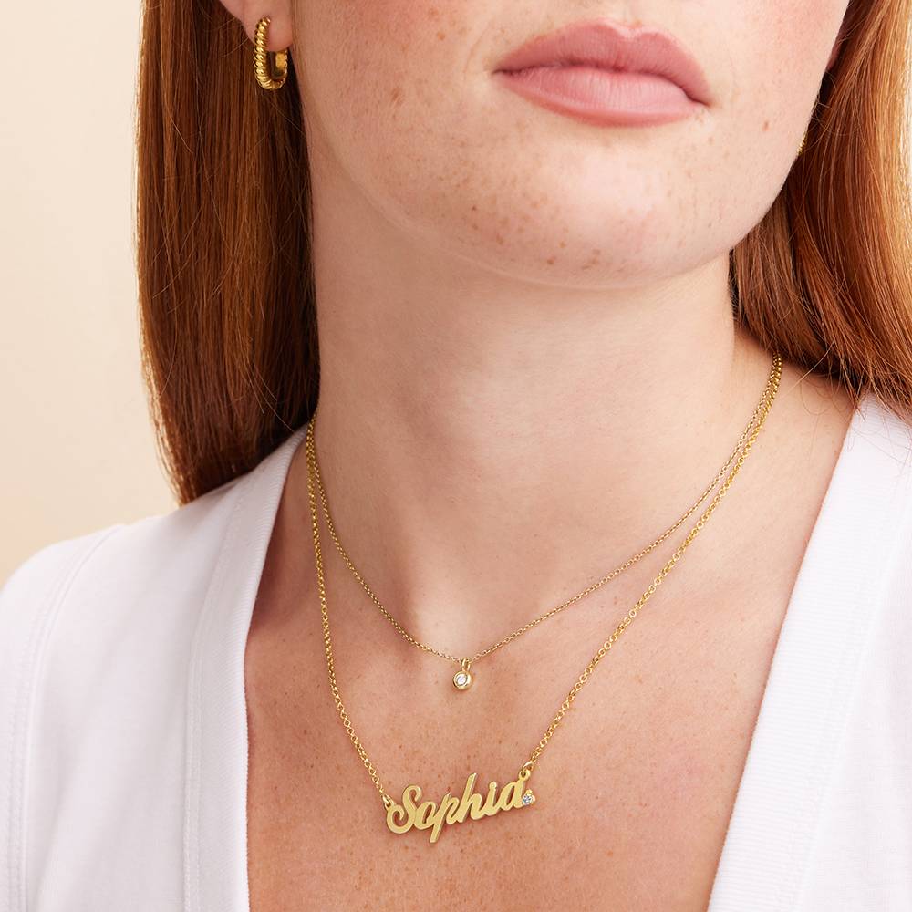 Collar con Nombre Cocktail Clásico con Diamante en Baño de Oro-2 Collar con Nombre Cocktail Clásico con Diamante en Baño de Oro-2 foto de producto