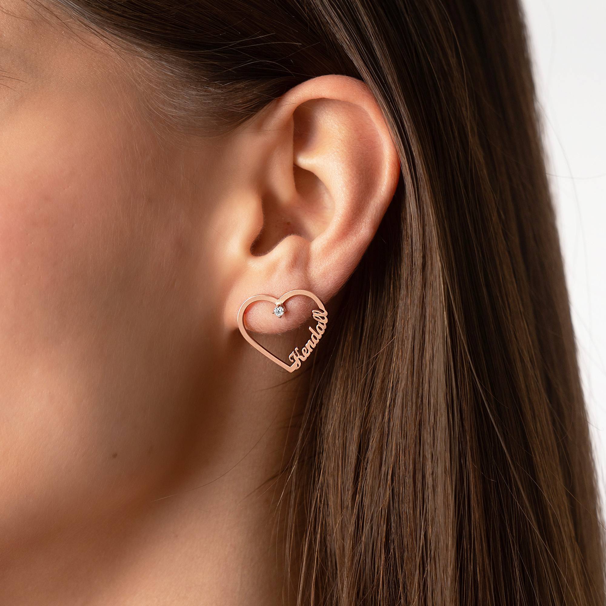 Pendientes de Contorno de Corazón con Dos Nombres con 0.05ct Diamantes en Chapa de Oro Rosa-2 Pendientes de Contorno de Corazón con Dos Nombres con 0.05ct Diamantes en Chapa de Oro Rosa-2 foto de producto