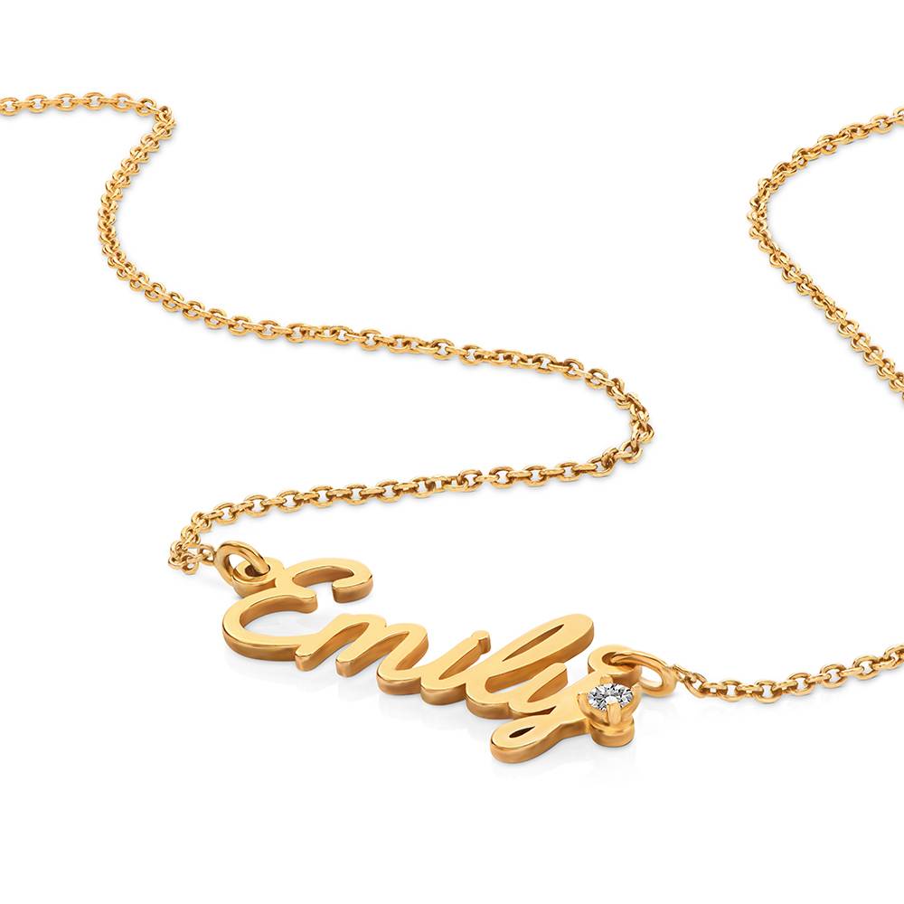 Collar con Nombre Cursivo con Diamante en Baño de Oro-4 Collar con Nombre Cursivo con Diamante en Baño de Oro-4 foto de producto