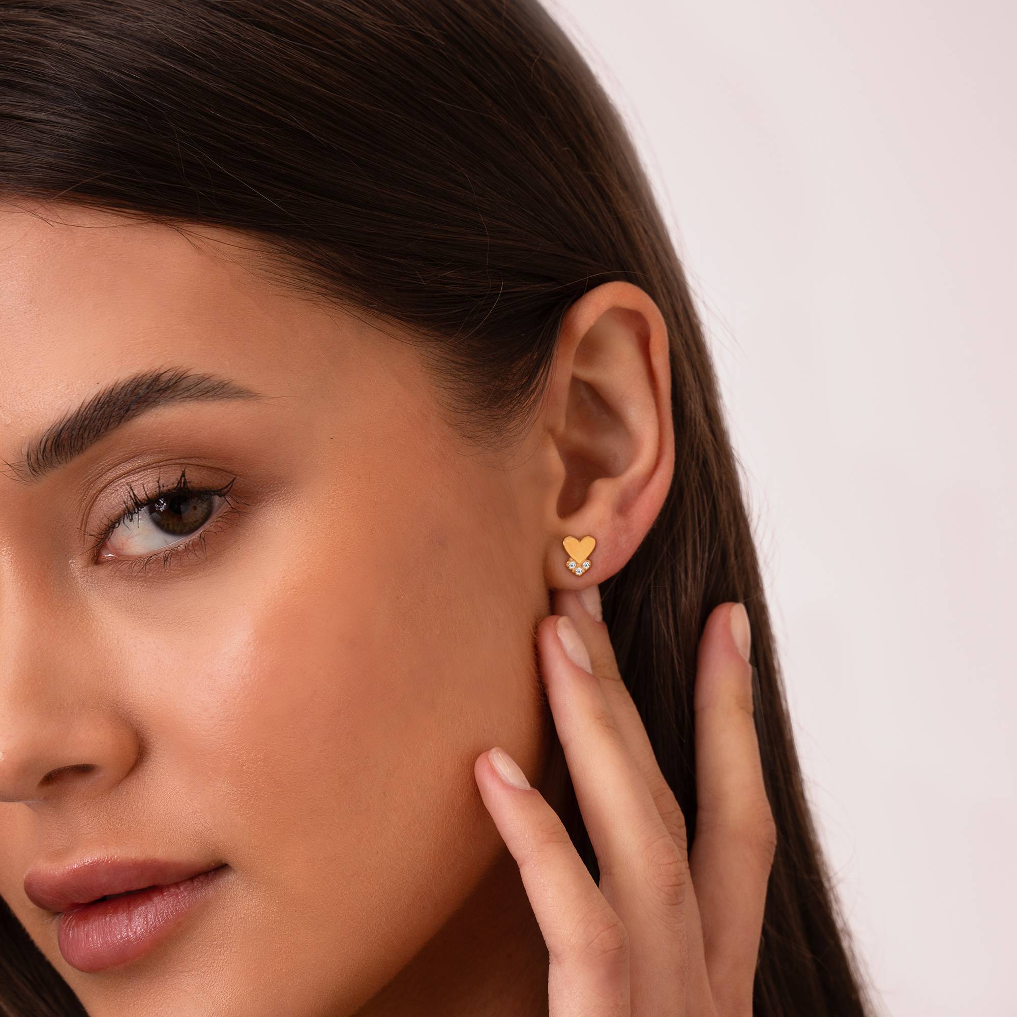 Pendientes de Corazón Dakota con Diamantes en Vermeil de Oro-1 foto de producto