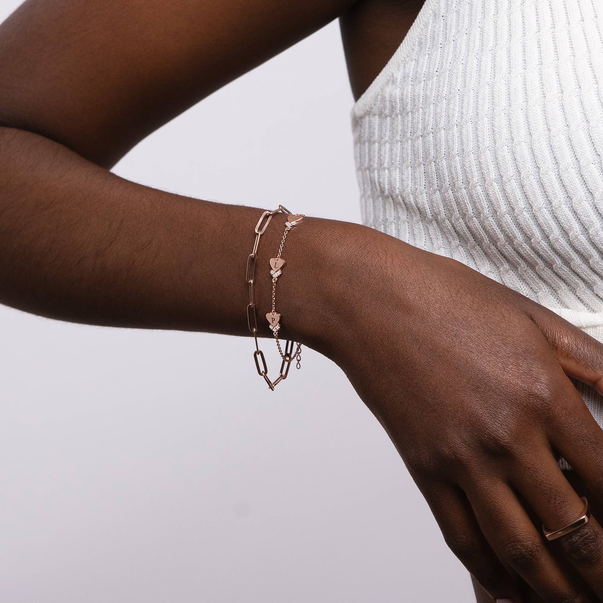 Pulsera Dakota con Inicial de Corazón y Diamantes en Chapa de Oro Rosa-1 foto de producto