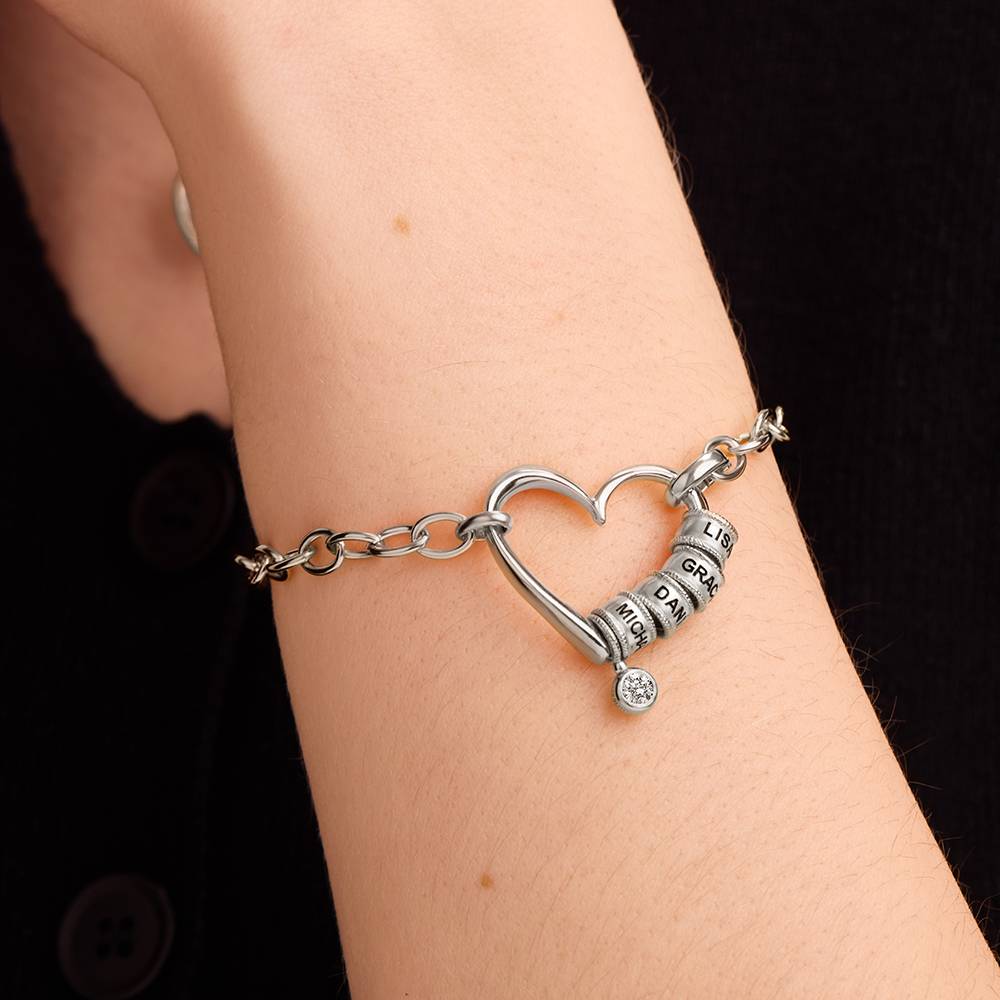 Pulsera Delina con Cuentas Grabadas y Diamante de 0,10 ct en Plata-4 foto de producto