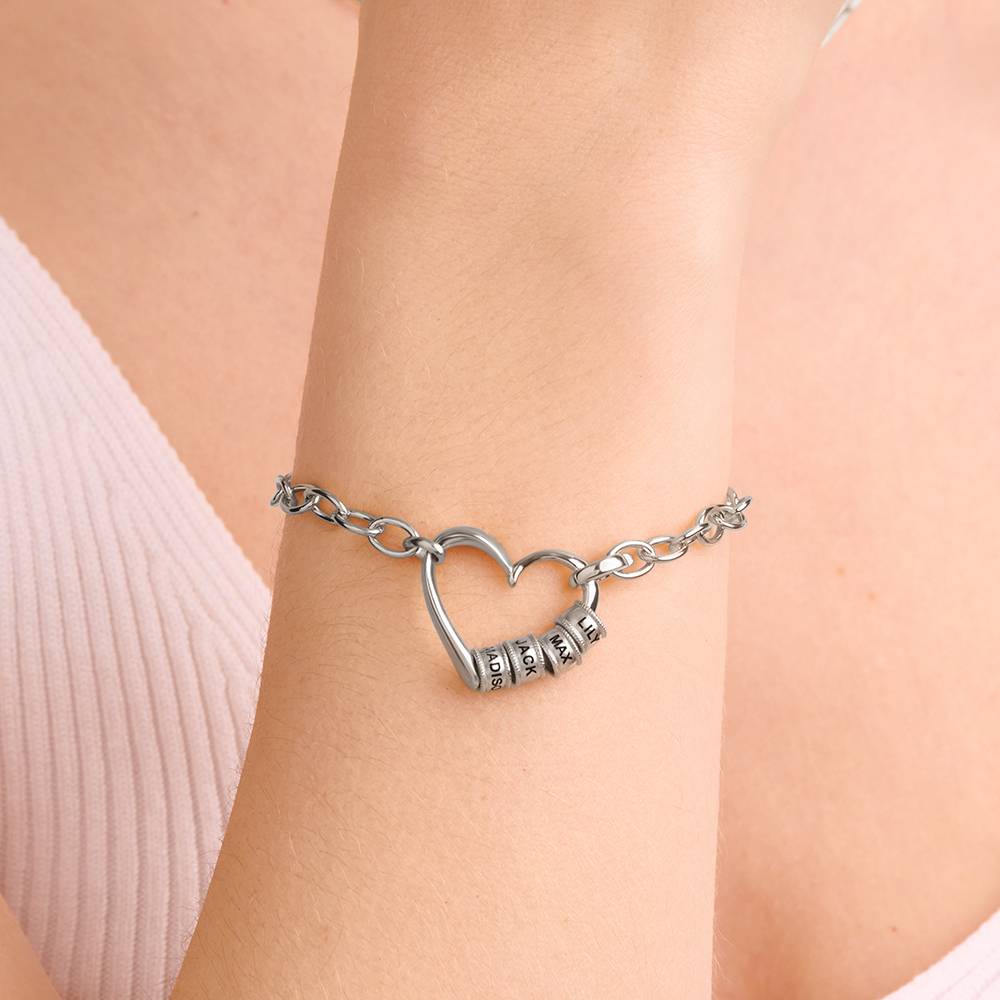 Pulsera Delina con Cuentas Grabadas en Plata-5 foto de producto