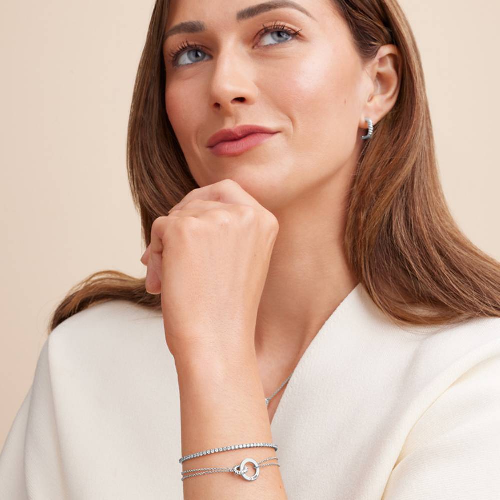 Pulsera Grace Círculos Interconectados con Diamante en Plata-4 foto de producto