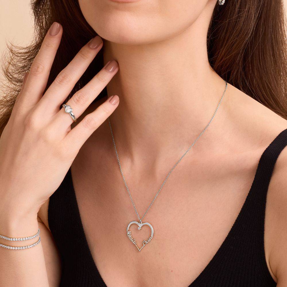 Collar de Contorno de Corazón con Dos Nombres con 0.05ct Diamante en Plata Esterlina-5 foto de producto