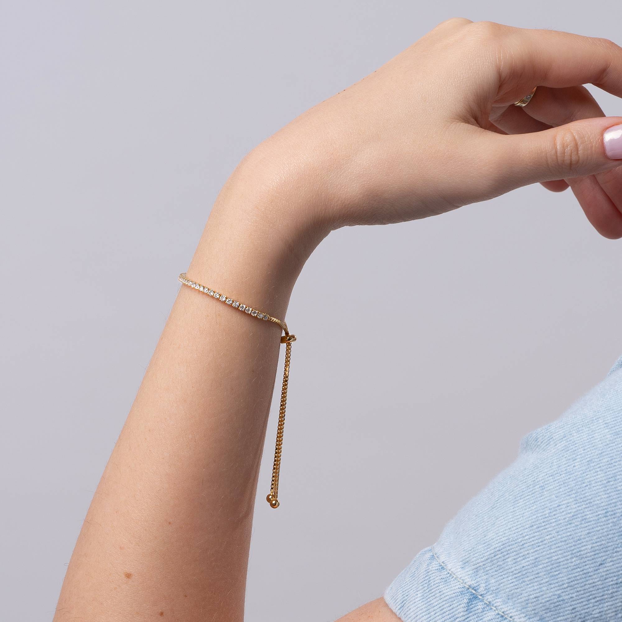 Pulsera de Tenis Ajustable Holly con con Zirconia Cúbica en Baño de Oro-5 foto de producto