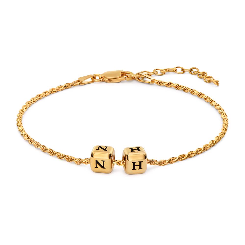 Pulsera de Cubos con Inicial Pequeños Amores en Chapa de Oro-1 foto de producto