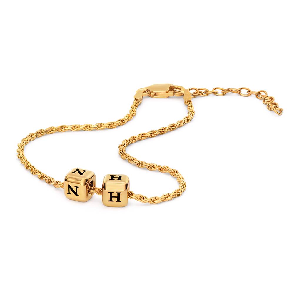 Pulsera de Cubos con Inicial Pequeños Amores en Chapa de Oro-4 foto de producto
