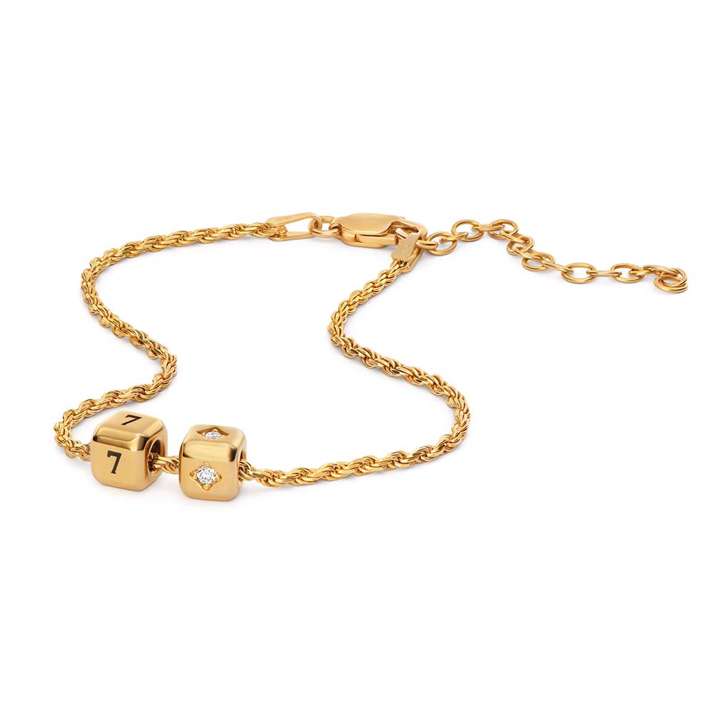 Pulsera de Cubos con Inicial Pequeños Amores en Chapa de Oro con Diamante de 0.08 CT-4 foto de producto