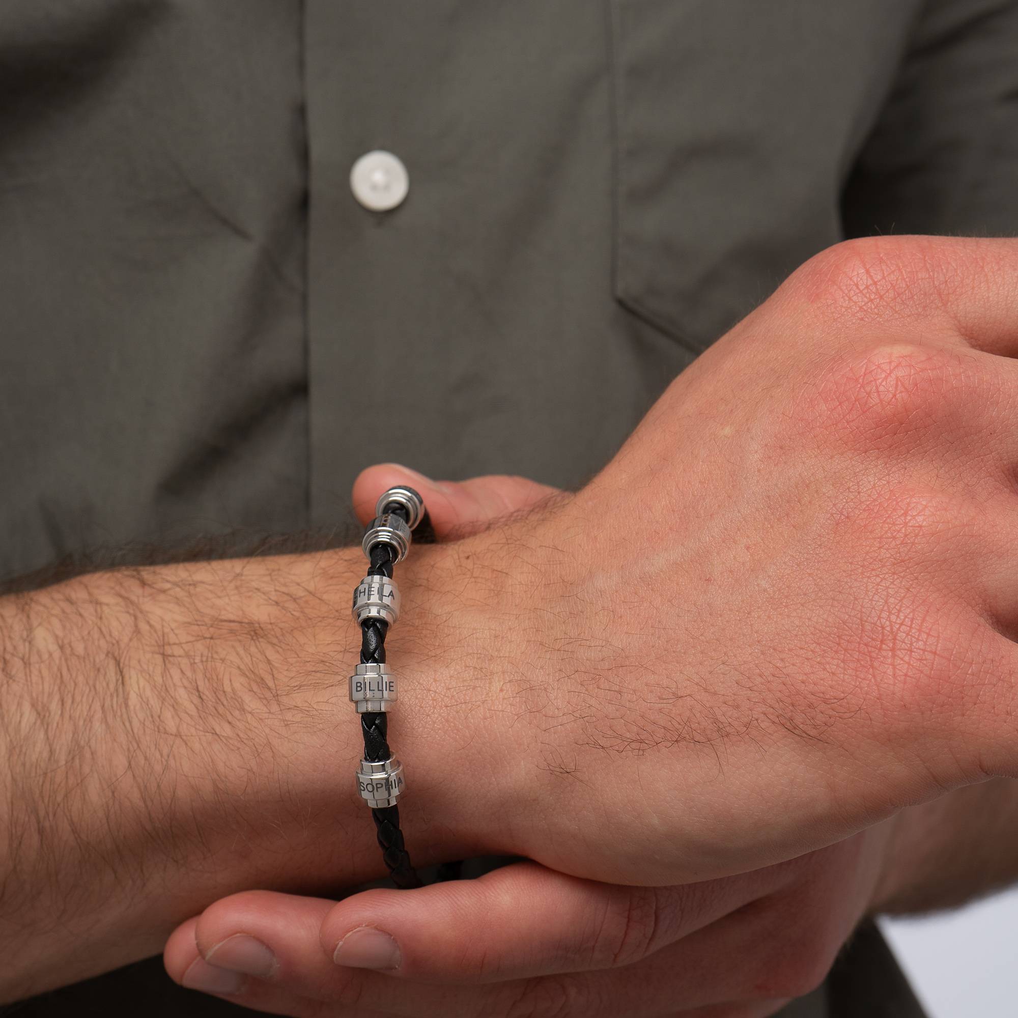 Pulsera de Cuero Trenzado Negro para Hombre con Cuentas Personalizadas en Acero Inoxidable-3 foto de producto