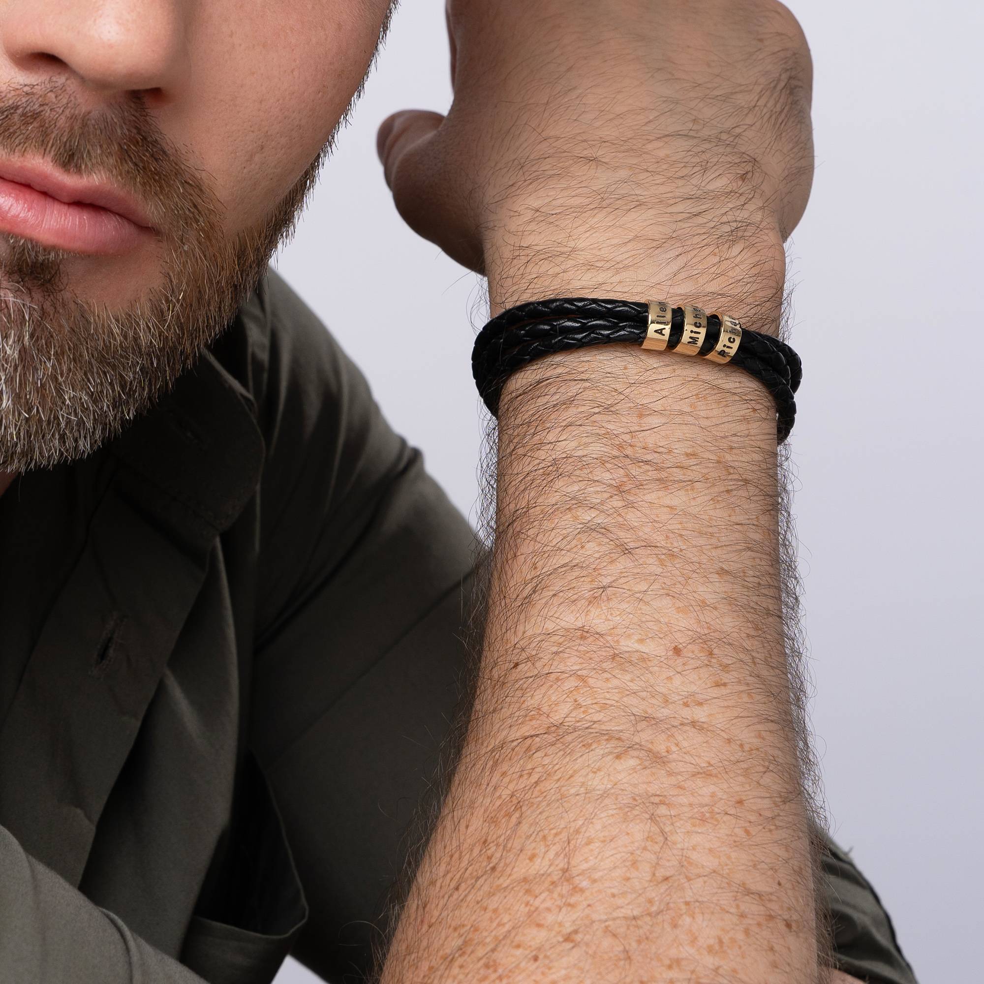 Pulsera de Cuero Negro Trenzado Navigator con Cuentas Grabadas en Oro Sólido 14K-5 foto de producto