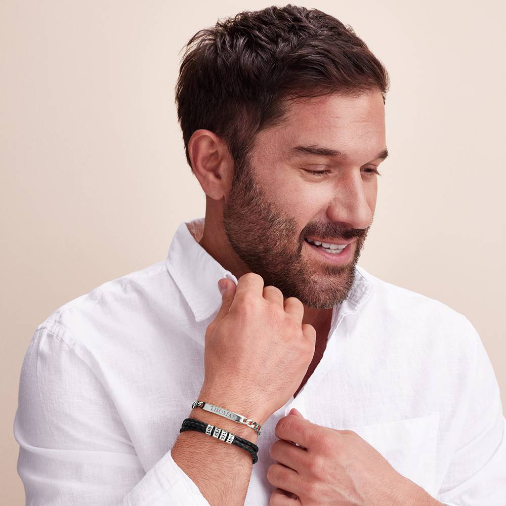Pulsera de Cuero Marrón Trenzado Navigator con Cuentas Grabadas en Oro Blanco 14K-2 foto de producto