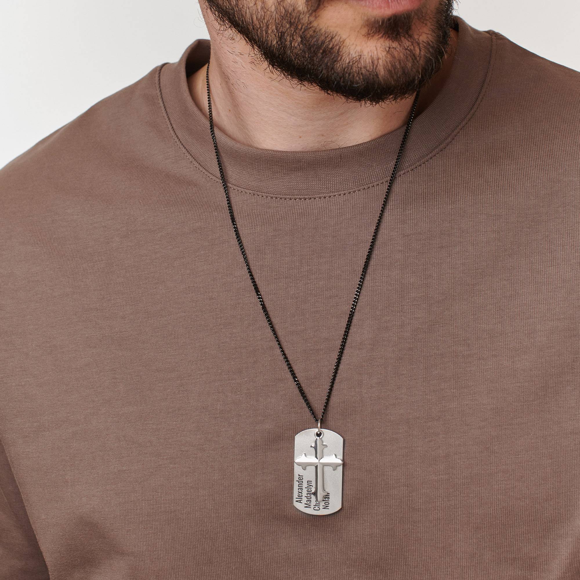 Collar de Cruz con Placa Personalizada para Hombre en Plata-2 foto de producto