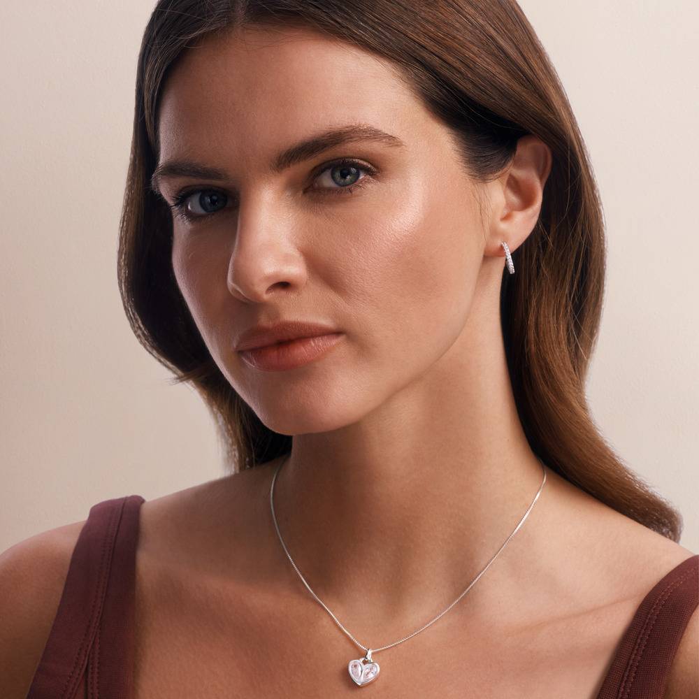 Collar Petite con Corazón de Cristal en Plata-3 foto de producto