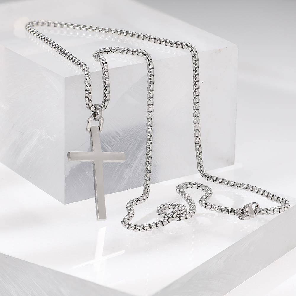 Collar de Cruz Semipreciosa Texturizada para Hombre en Acero Inoxidable-7 foto de producto
