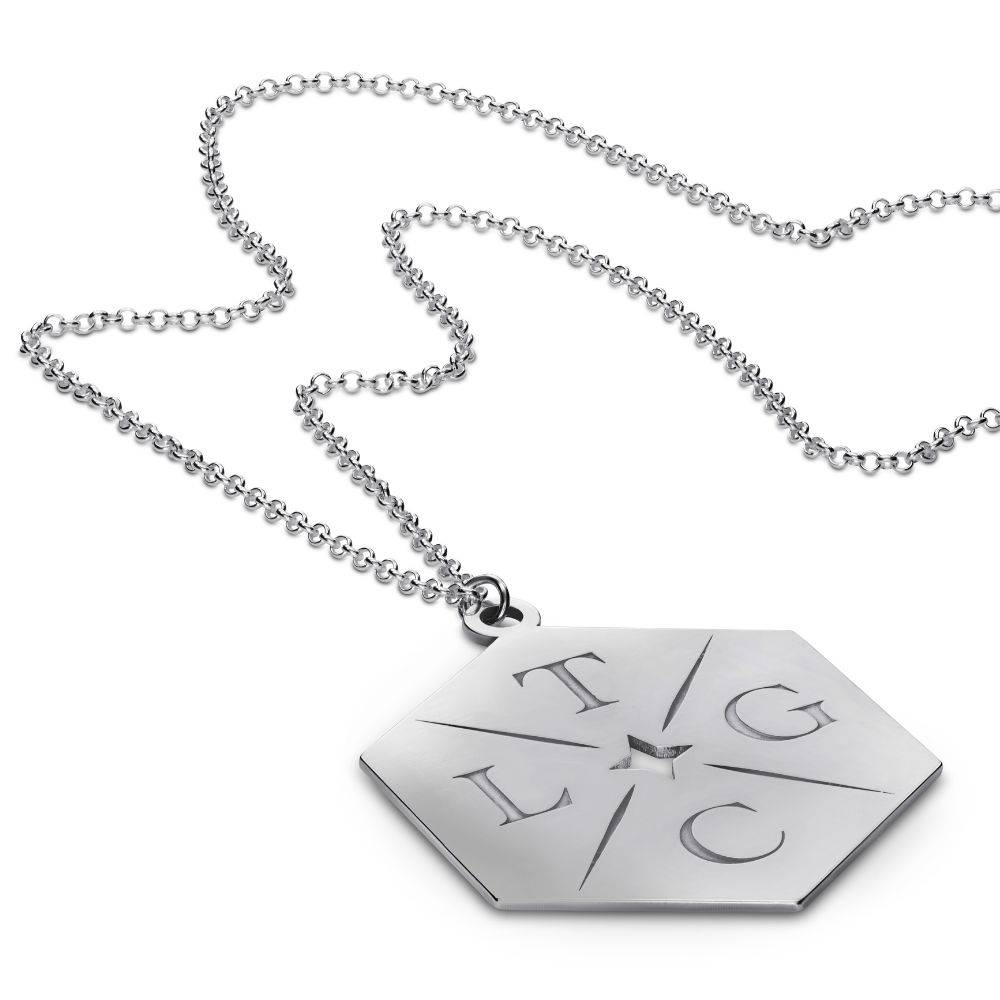 Collar con Inicial Grande Hasta las Estrellas en Plata de Ley-1 foto de producto