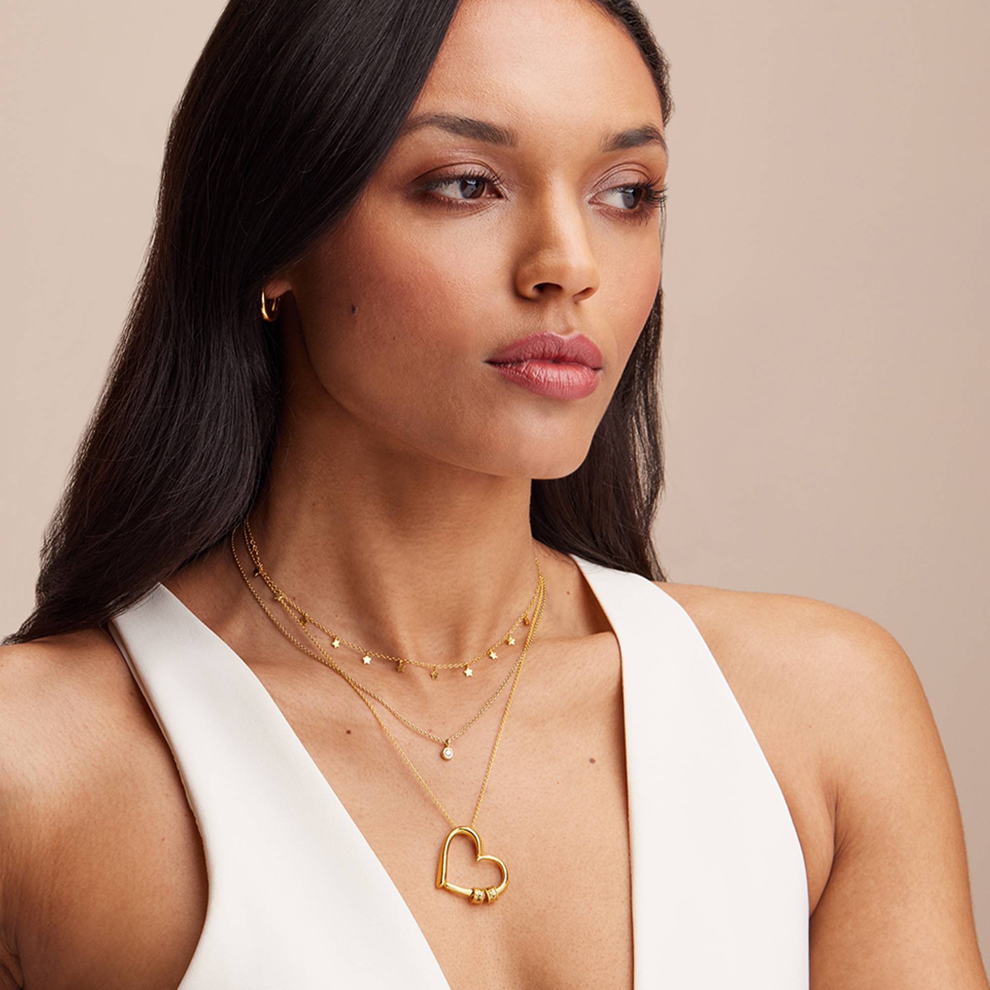 Collar Corazón Encantador con Cuentas Grabadas en Chapa de Oro-1 foto de producto