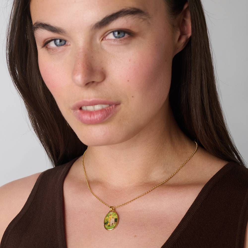 Collar Ovalado con Foto Recuérdame en Chapa de Oro-1 foto de producto
