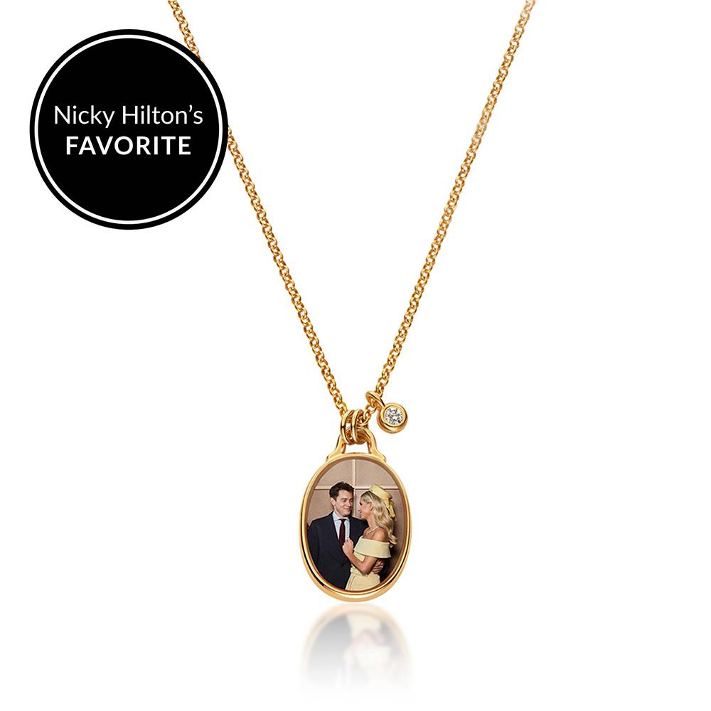 Collar Ovalado con Foto Recuérdame en Chapa de Oro con Diamante de 0.10 CT-5 foto de producto