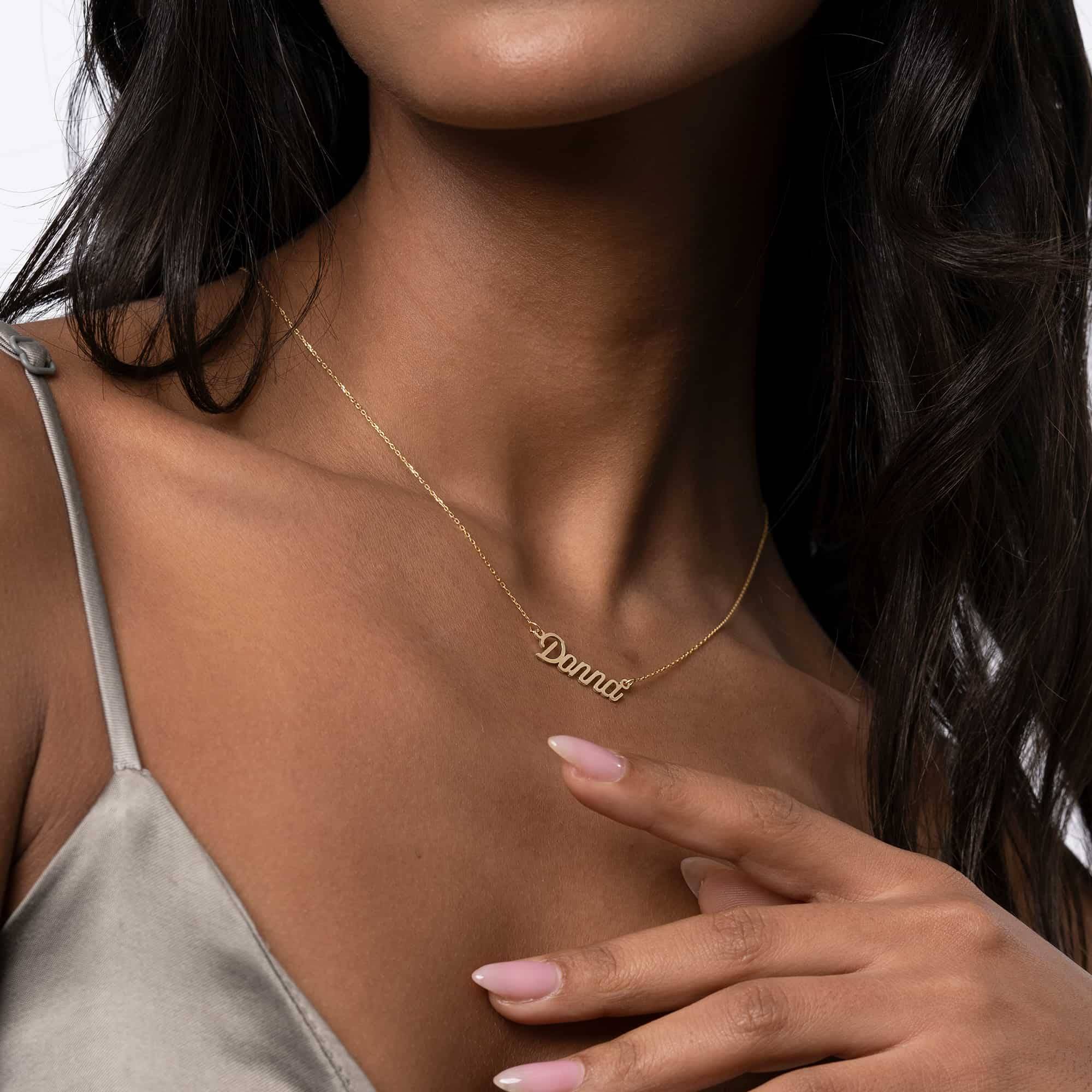 Collar con Nombre Twirl Script en Oro Sólido 14K-4 foto de producto