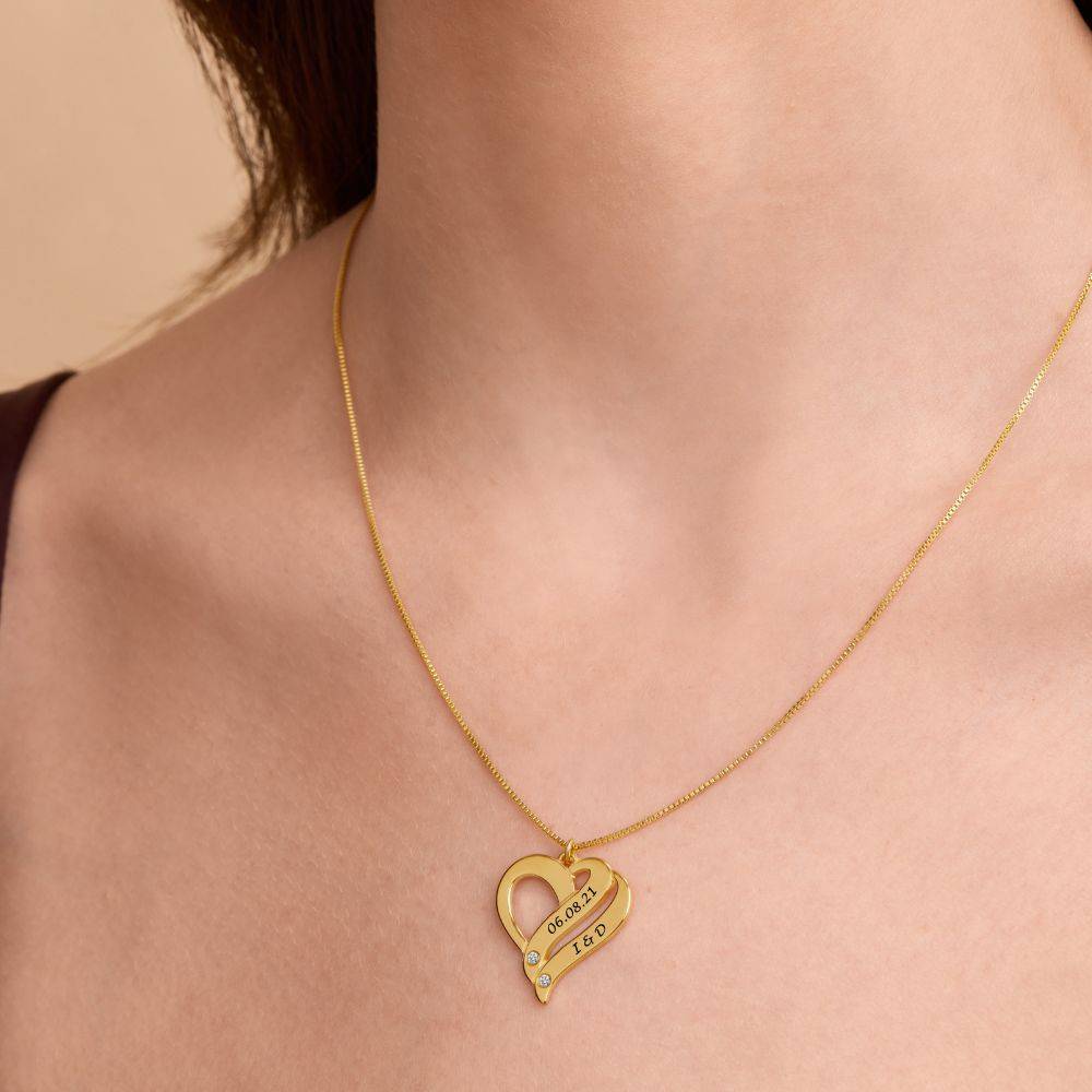 Collar Dos Corazones Por Siempre Uno con Diamantes en Baño de Oro-3 Collar Dos Corazones Por Siempre Uno con Diamantes en Baño de Oro-3 foto de producto