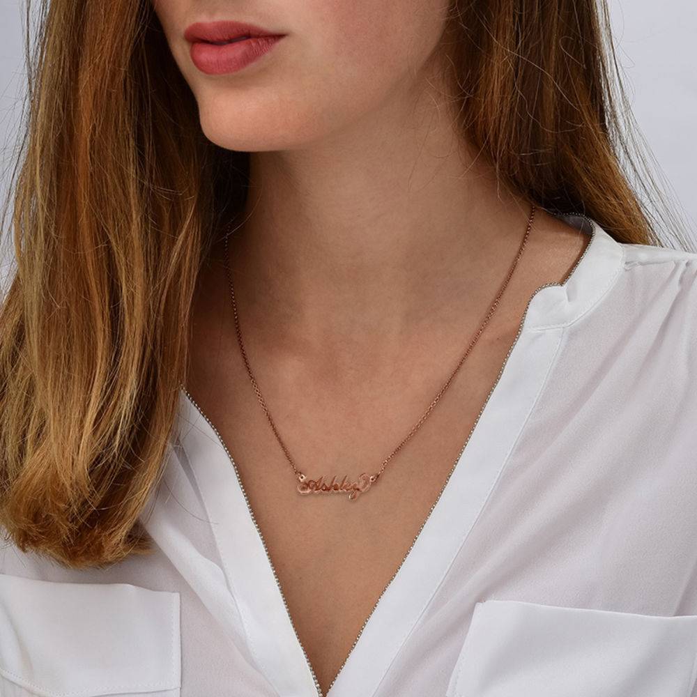 Collar con Nombre Carrie en Chapa de Oro Rosa-1 Collar con Nombre Carrie en Chapa de Oro Rosa-1 foto de producto