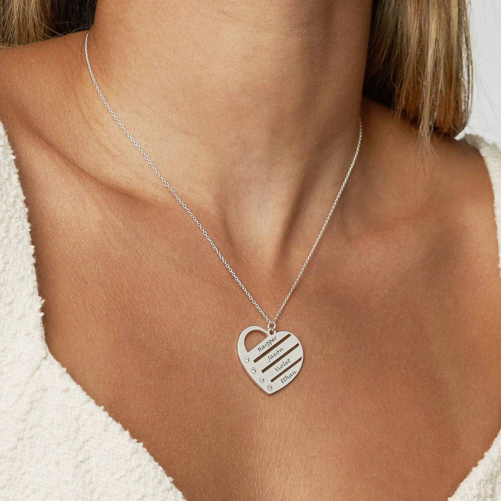 Collar de Corazón Terry con Nombres Grabados y Diamantes en Plata-2 foto de producto