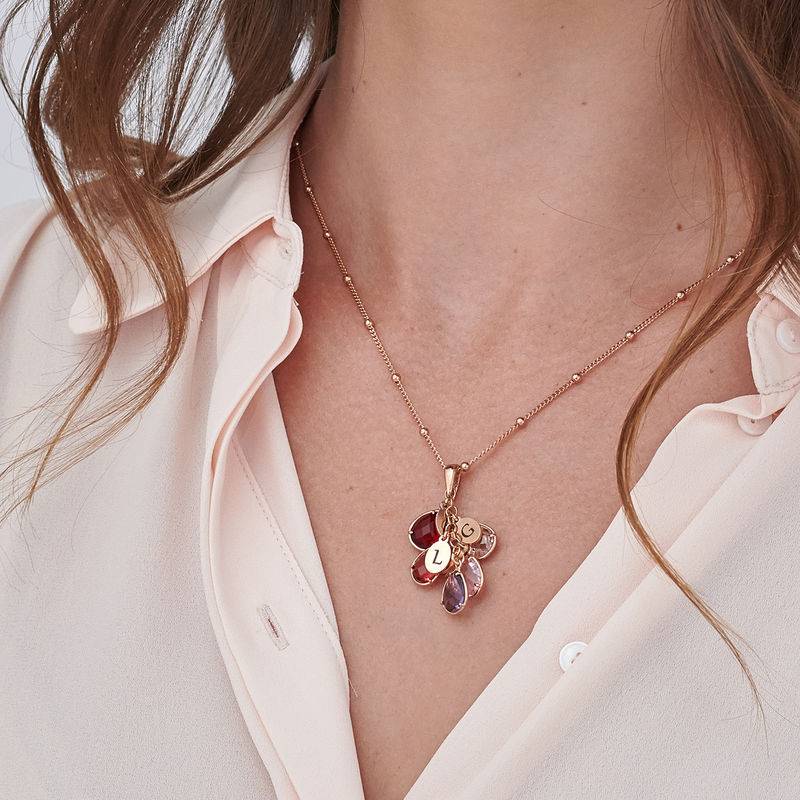 Collar Colgante con Iniciales y Piedra de Nacimiento para Mamá en Chapa de Oro Rosa-4 Collar Colgante con Iniciales y Piedra de Nacimiento para Mamá en Chapa de Oro Rosa-4 foto de producto