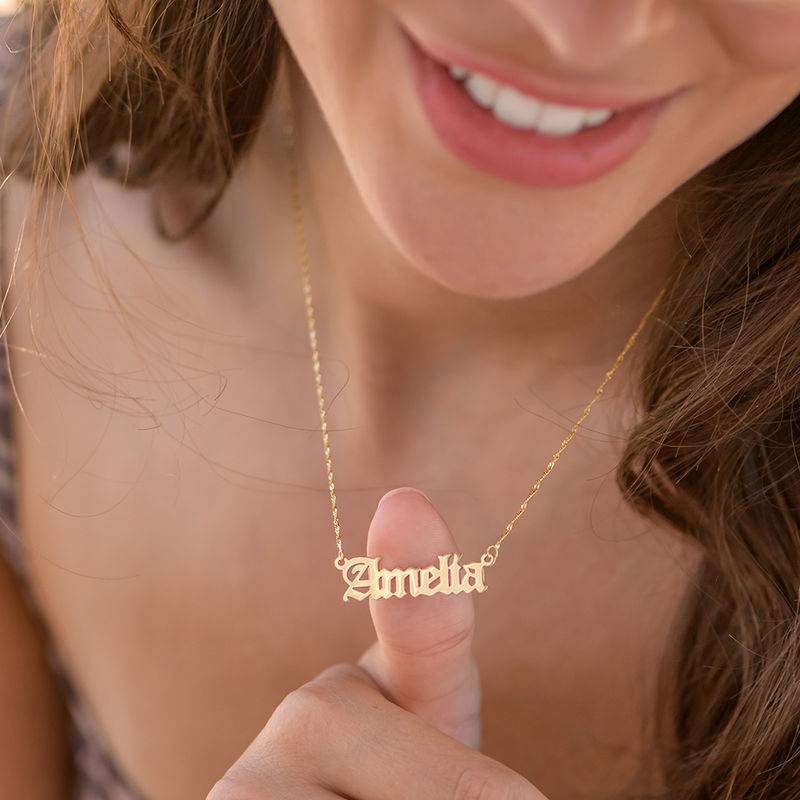 Collar con Nombre Gótico Personalizado en Baño de Oro-7 foto de producto