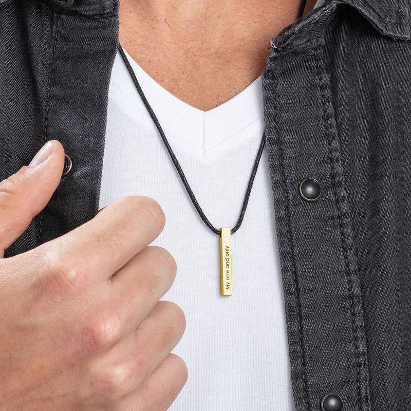 Collar con Inscripción en Barra 3D Estilo Atlas para Hombres en Baño de Oro-4 foto de producto