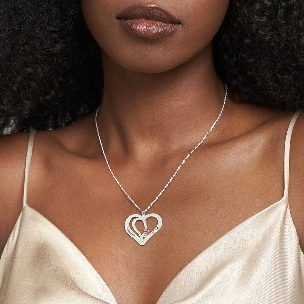 Collar de Corazones Grabados con Piedras de Nacimiento en Plata Esterlina-4 Collar de Corazones Grabados con Piedras de Nacimiento en Plata Esterlina-4 foto de producto