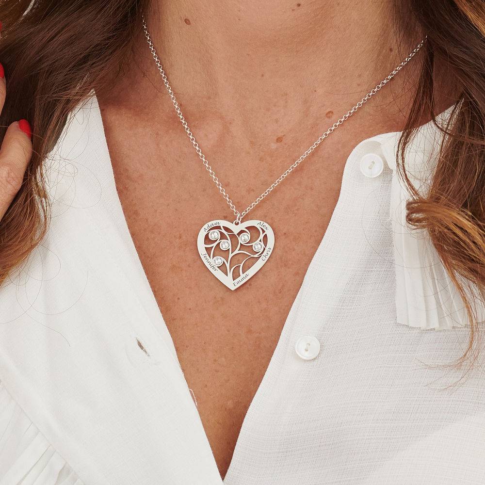 Collar Árbol de la Vida en Forma de Corazón con Piedras de Nacimiento en Plata-6 Collar Árbol de la Vida en Forma de Corazón con Piedras de Nacimiento en Plata-6 foto de producto
