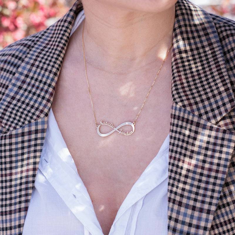 Collar Infinito con Nombre con Diamante en Oro Sólido 10K-1 foto de producto