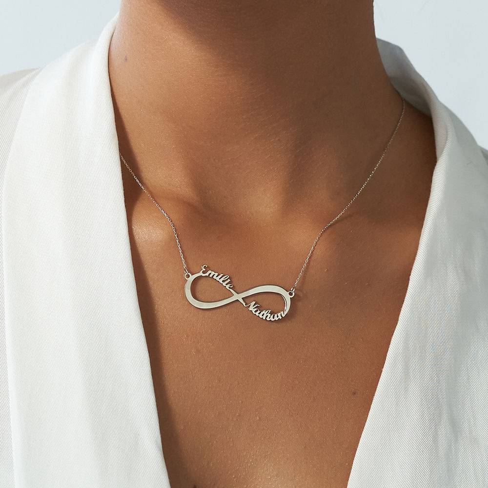 Collar Infinito con Nombre en Oro Blanco 14K-3 foto de producto