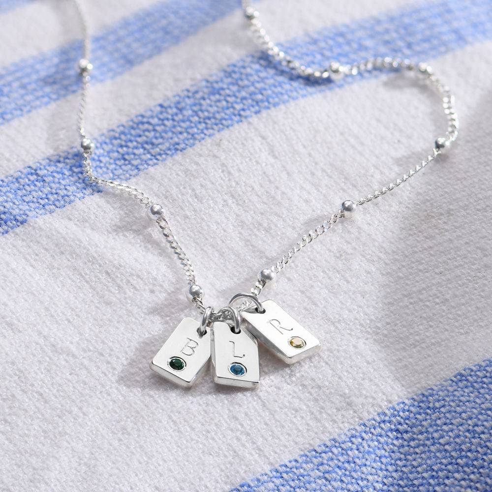 Collar Inicial de Colgantes con Piedra de Nacimiento en Plata-2 Collar Inicial de Colgantes con Piedra de Nacimiento en Plata-2 foto de producto