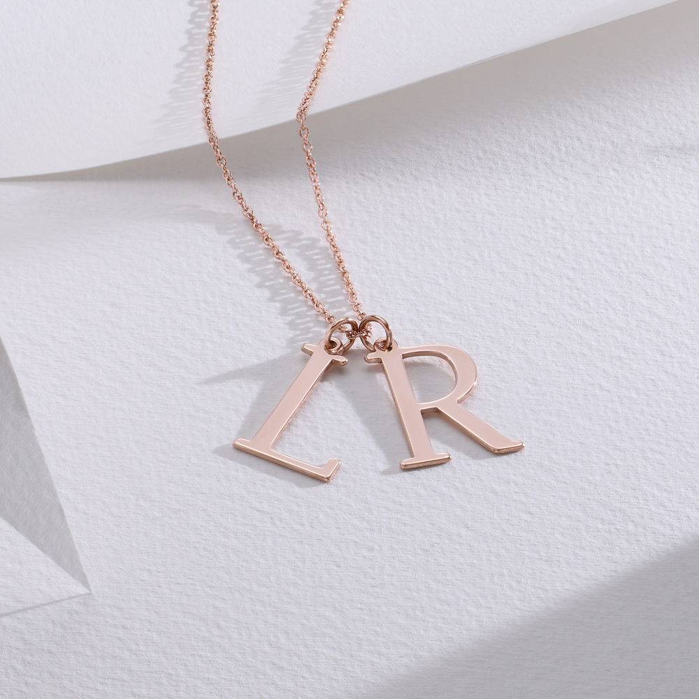Collar con Dos Iniciales en Chapa de Oro Rosa-2 foto de producto