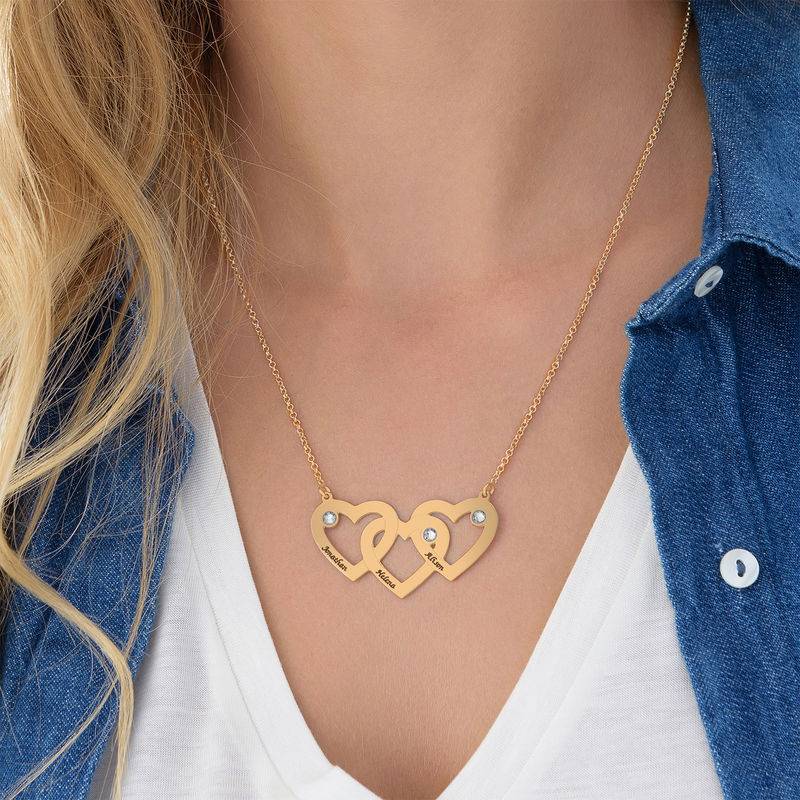 Collar Triple Corazón Entrelazado con Diamantes en Baño de Oro-2 foto de producto