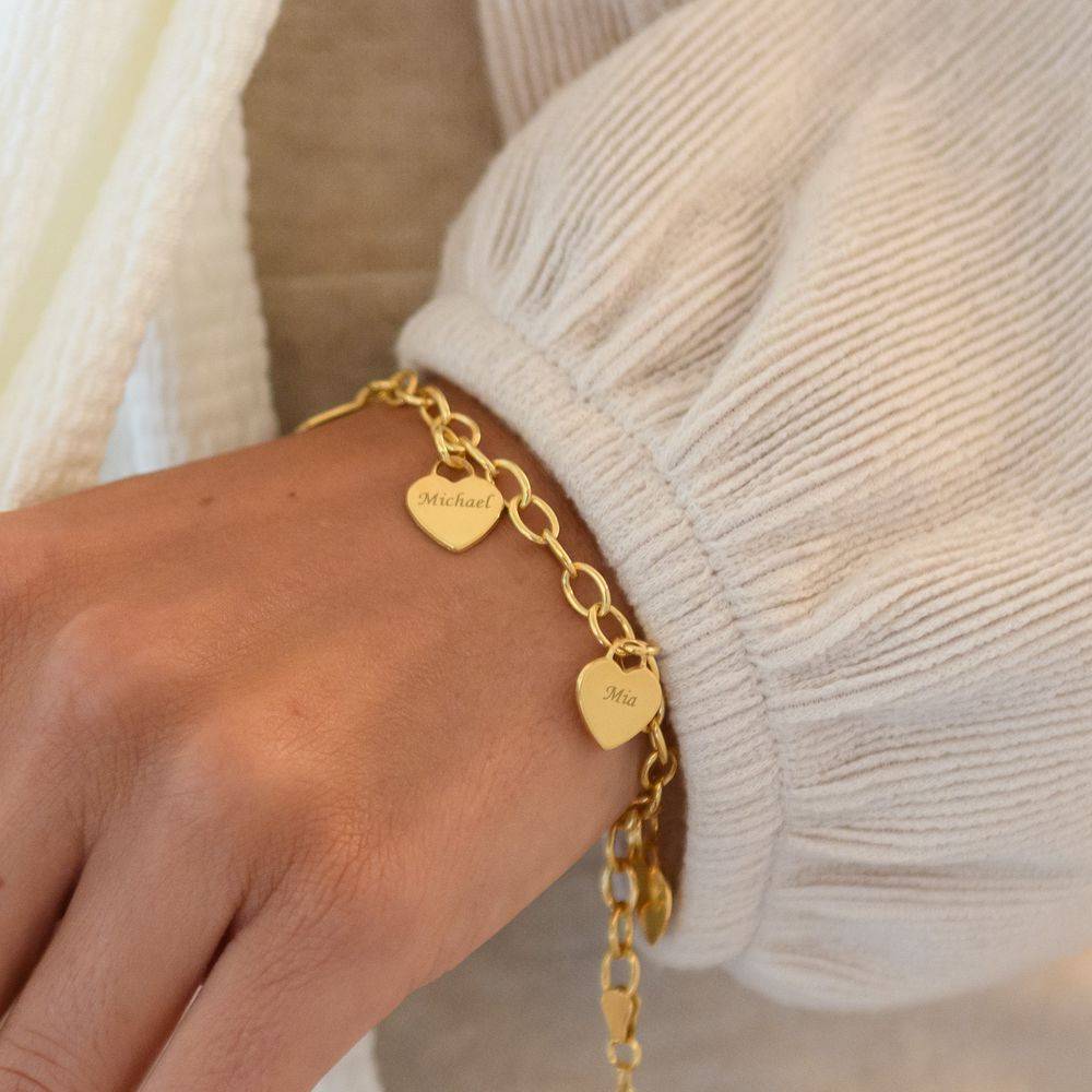 Pulsera de Eslabones con Dijes de Corazón Personalizados en Vermeil de Oro-4 foto de producto
