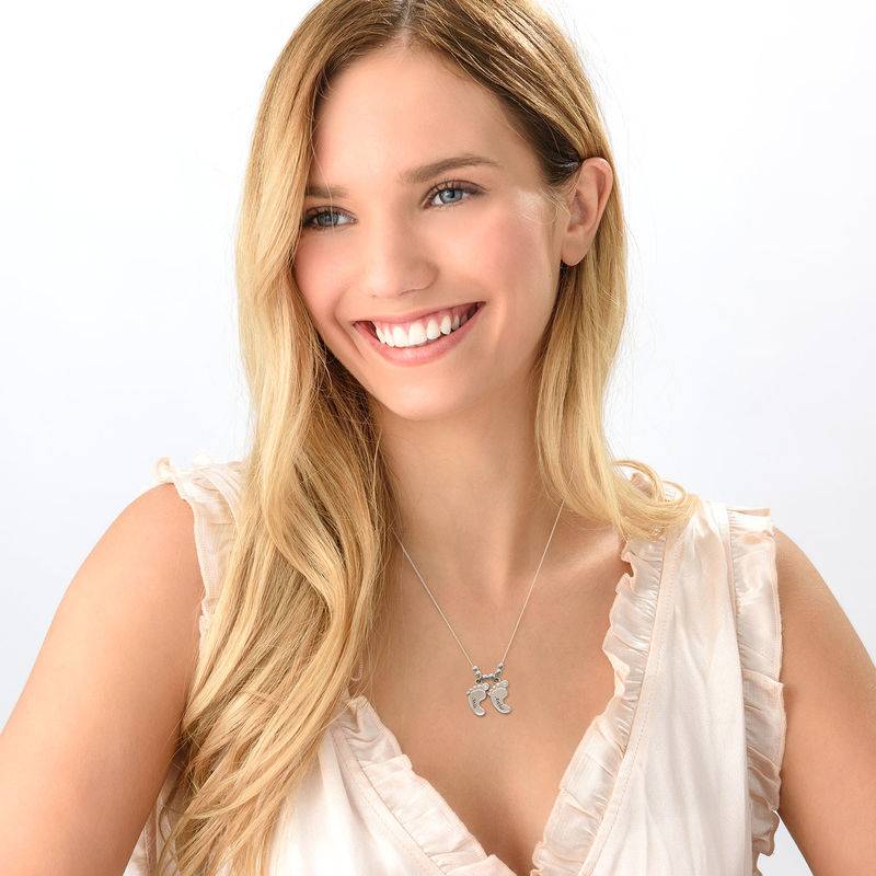 Joyería de Mamá – Collar Piecitos de Bebé con Diamantes en Plata-2 foto de producto