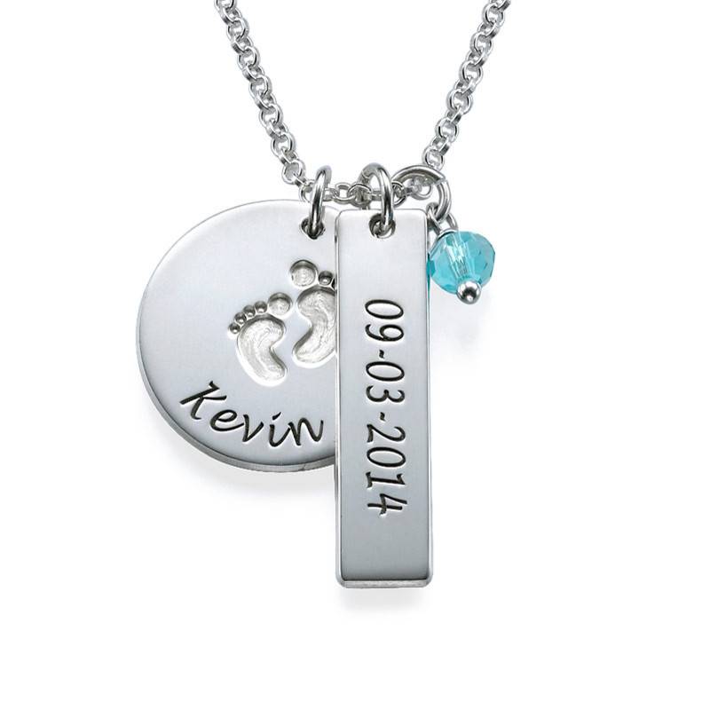 Joyería para Nueva Mamá - Collar con Charm de Piecitos de Bebé en Plata-1 foto de producto