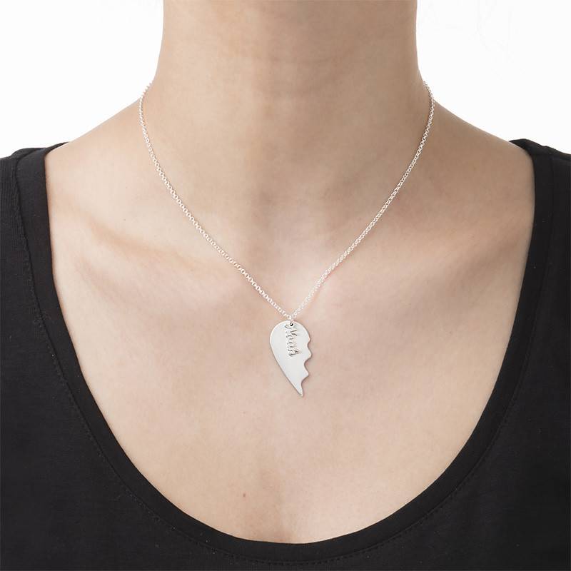 Collar Corazón Grabado de Parejas en Plata-3 foto de producto